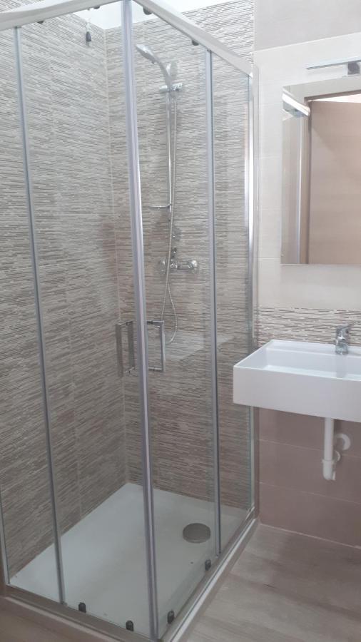 B&B Filieri Santa Maria al Bagno Extérieur photo