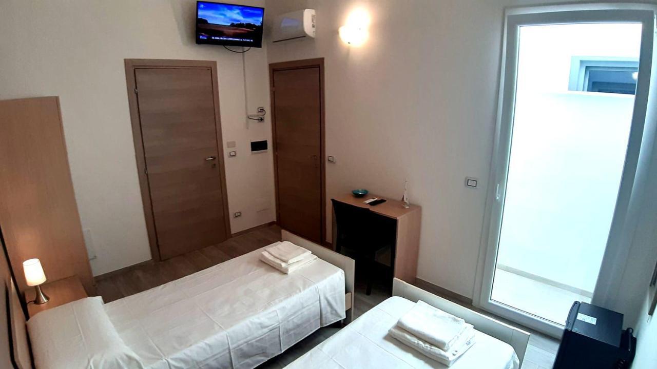 B&B Filieri Santa Maria al Bagno Extérieur photo